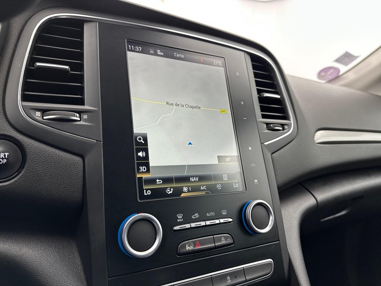 Renault Megane megane iv berline tce 130 energy intens — photo 10