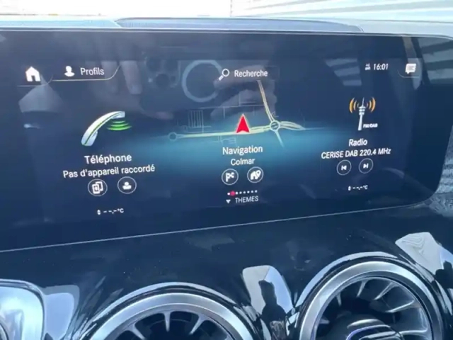 Mercedes Glb 200 d amg line — photo 20