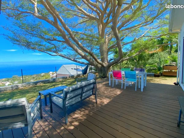 Propriété 4 pièces 130 m²