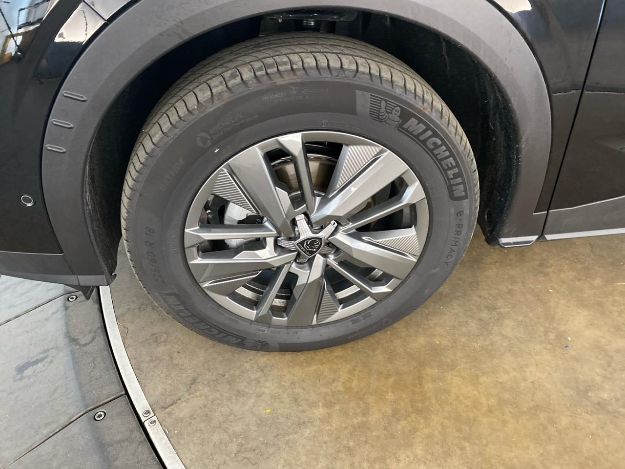 Peugeot 5008 hybrid 145 ch e-dcs6 allure — photo 11
