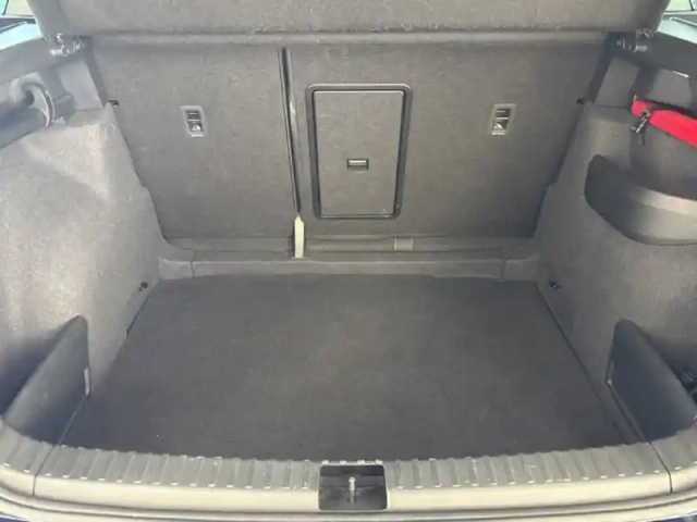 Skoda Karoq style ambition car play caméra — photo 10