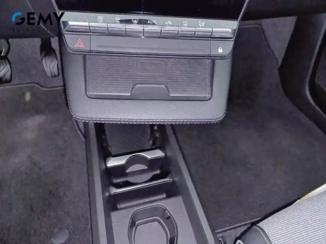 Renault Megane e-tech ev60 220 ch super charge — photo 29
