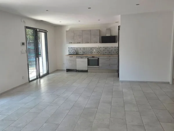 Maison 90m² avec jardin de 200m²