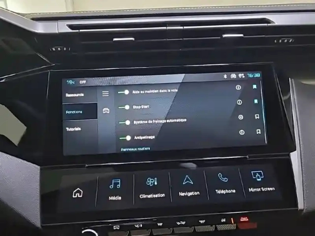Peugeot 308 hybrid 145 e-dcs6 — photo 76