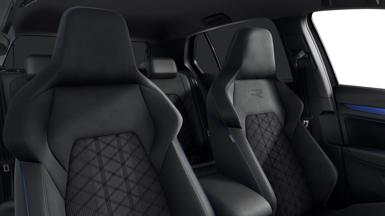 Volkswagen Golf 1.5 eTSI EVO2 150 DSG7 — photo 9
