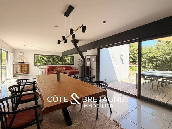 Maison 8 pièces 193 m²