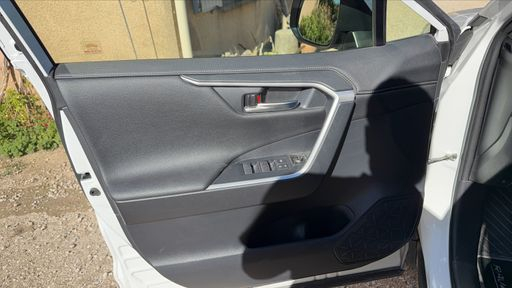 Toyota RAV4 2.5 VVT-i 218 Hybrid E-CVT - Dynamic – 2023 – 33170 km – Hybride essence – Boîte Automatique — photo 19
