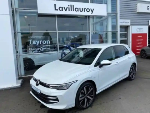 Volkswagen Golf 1.5 ehybrid 204 dsg6