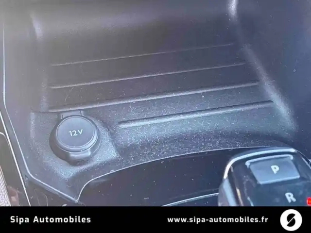 Peugeot 2008 puretech 130 s&amp;s eat8 — photo 6