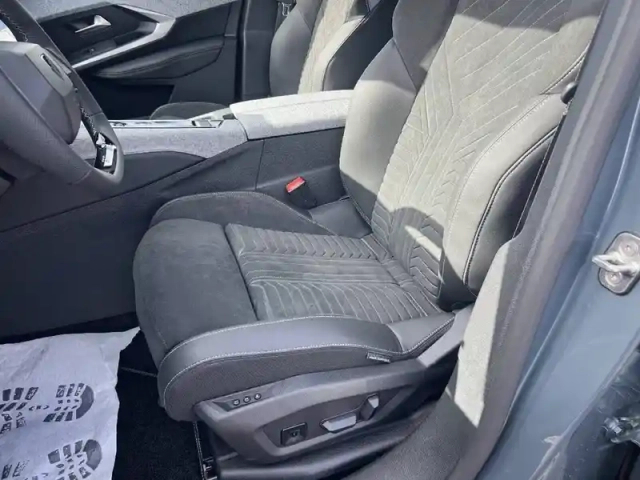Peugeot 3008 electrique 210 ch 73 kwh — photo 11