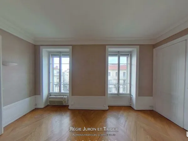Appartement 7 pièces 198 m²