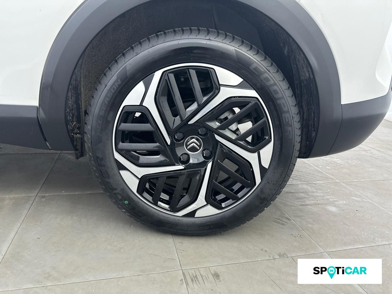 Citroën C4 puretech 130ch s&s shine eat8 — photo 11