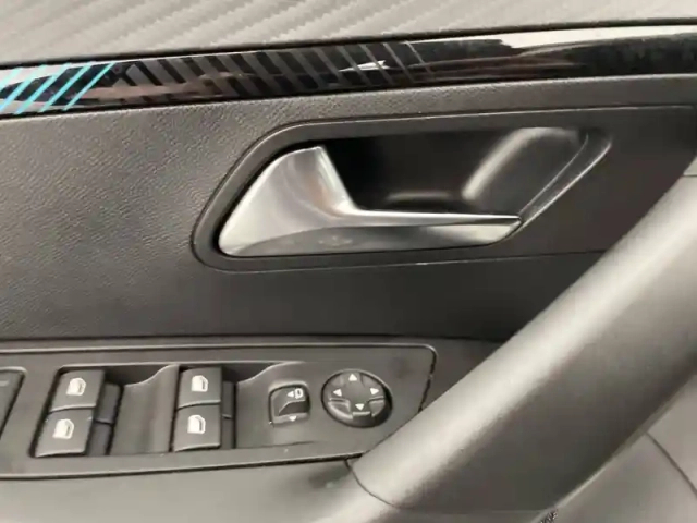 Peugeot 2008 bluehdi 110 s&amp;s bvm6 — photo 32