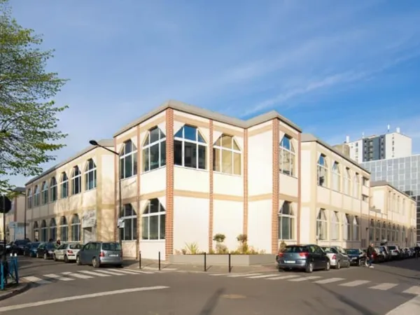 Locaux d'activité - A LOUER - 1 139 m² divisibles à partir de 519 m²