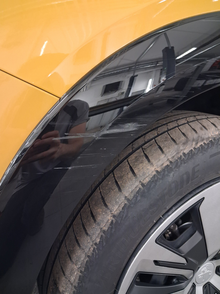 Peugeot 208 Electrique 50 kWh 136ch — photo 35