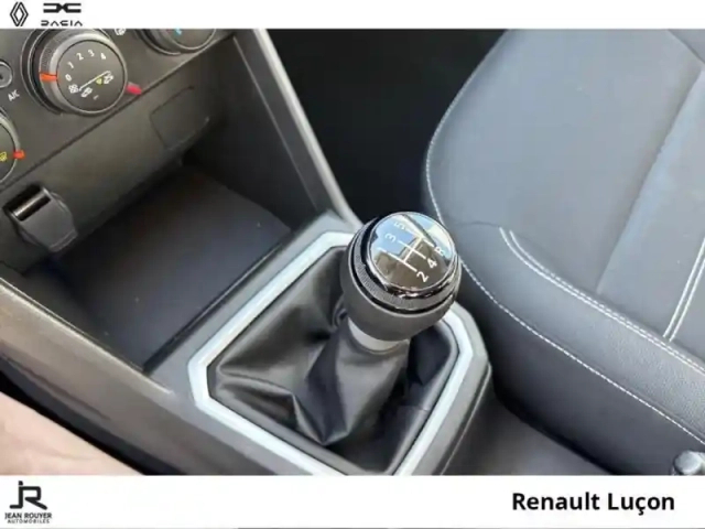Dacia Sandero 1.0 sce 65ch expression -24 — photo 6