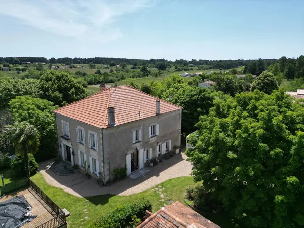 Belle maison de 5 chambres au coeur du village