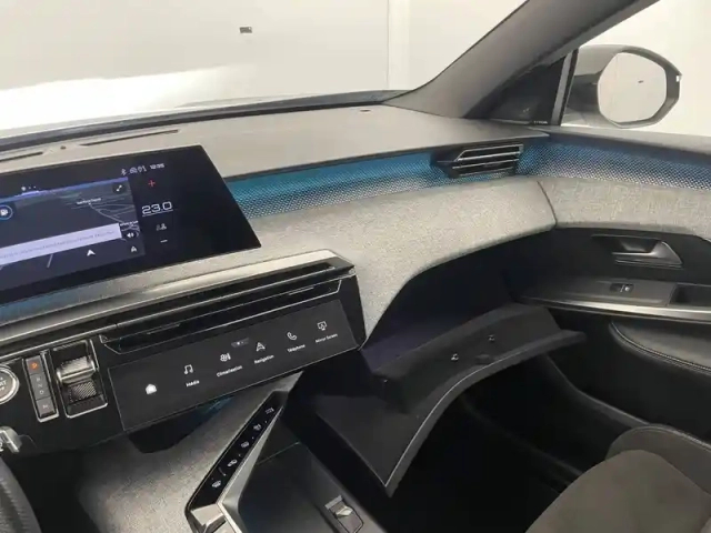 Peugeot 3008 hybrid 136 e-dcs6 — photo 90
