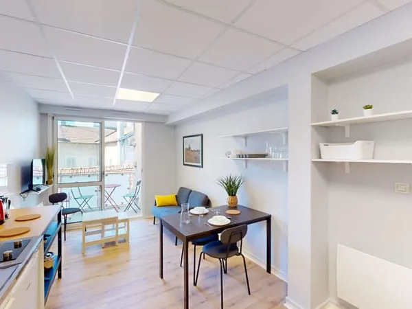 Appartement Oyonnax 1 pièce(s) 33.50 m²