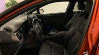 Toyota C-Hr 184h Première 2WD E-CVT MC19 — photo 12
