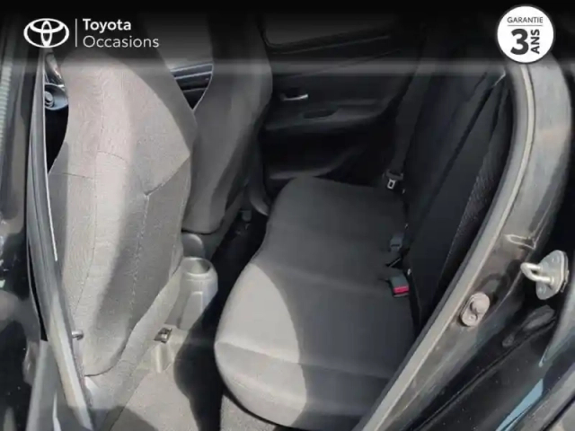 Toyota Aygo X 1.0 vvt-i 72ch dynamic — photo 12