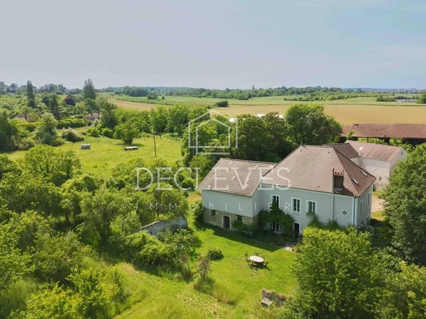 Maison 8 pièces 200 m²