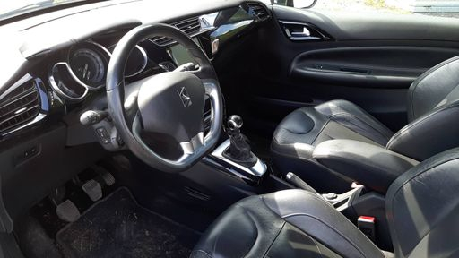 DS DS3 1.2 PureTech 130 - Sport Chic – 2018 – 87236 km – Essence – Boîte Manuelle — photo 24