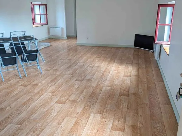 Bel appartement meublé centre ville de Champdeniers