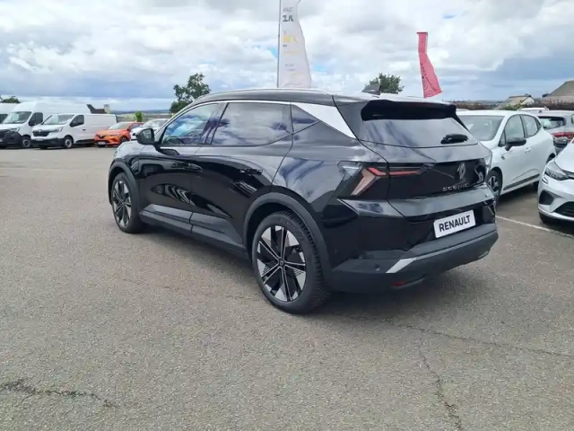 Renault Scenic e-tech électrique 220 ch grande autonomie — photo 3