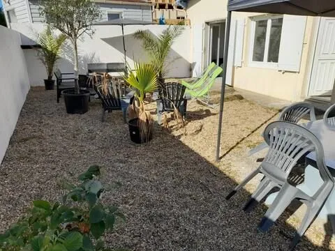 AV villa vaux 400 m centre 500m plage