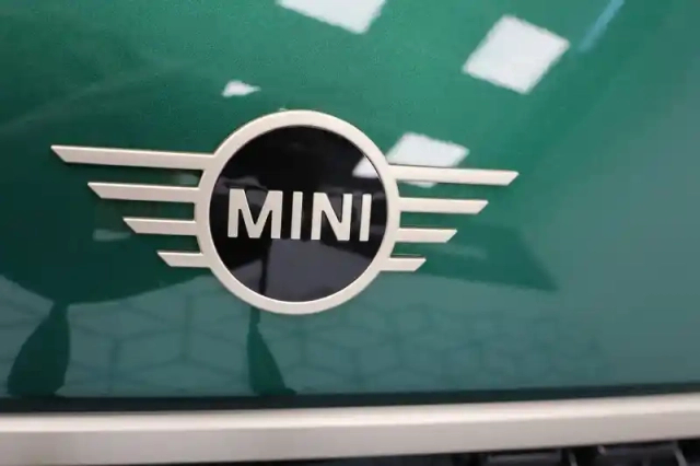 Mini Cooper 204 ch dkg7 s — photo 24