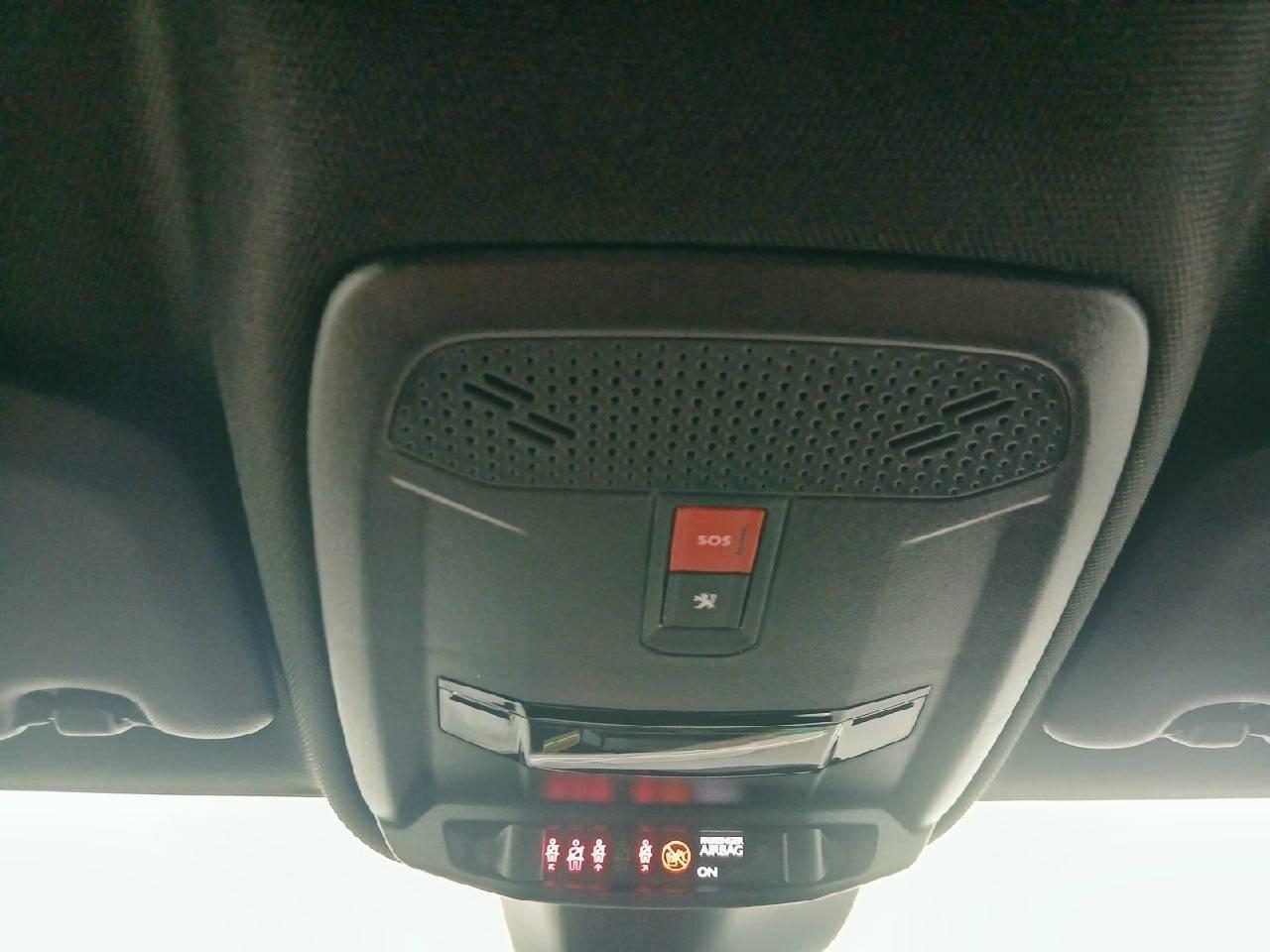 Peugeot 208 electrique 51 kwh 156ch gt — photo 17