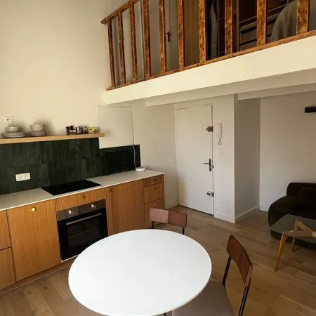 T2 30m2 Estienne d'Orves avec terrasse