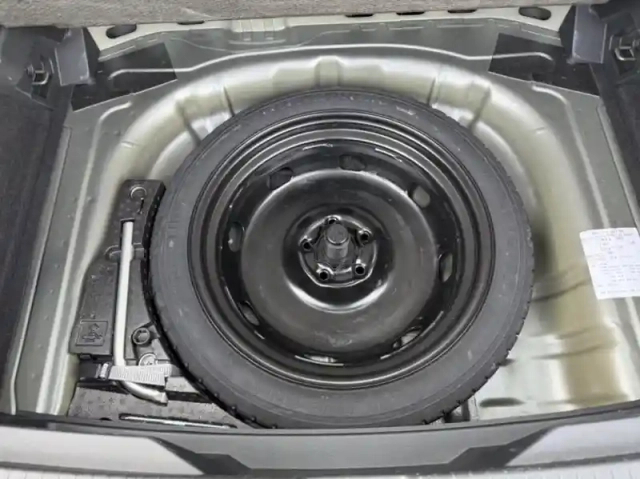 Volkswagen T-Roc 1.5 tsi evo 150ch lounge dsg7 — photo 7