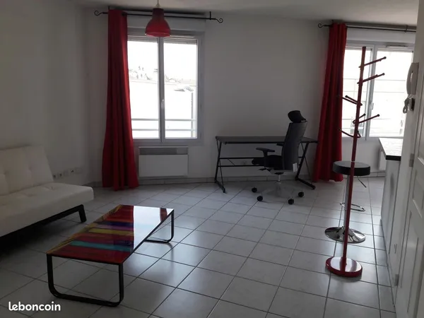 Location T1BIS Grenoble 36 m2 proximite gare