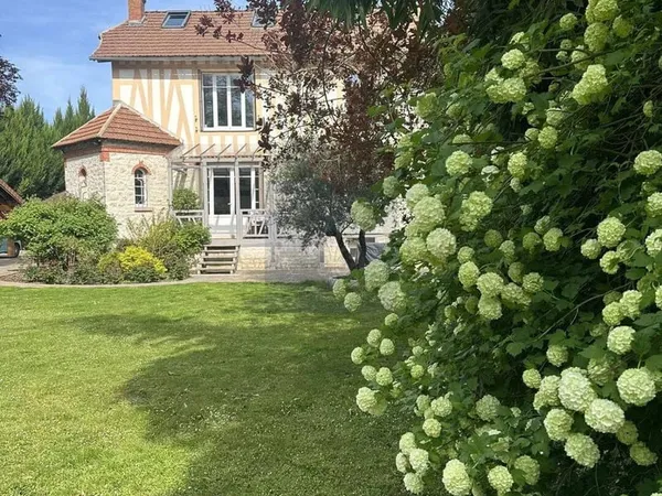 Maison 6 pièces 180 m²