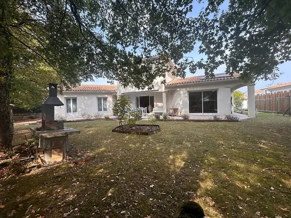Maison Vente Mont-de-Marsan 6p 195m² 679000€