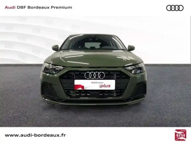 Audi A1 25 tfsi 95 ch s tronic 7 design — photo 15