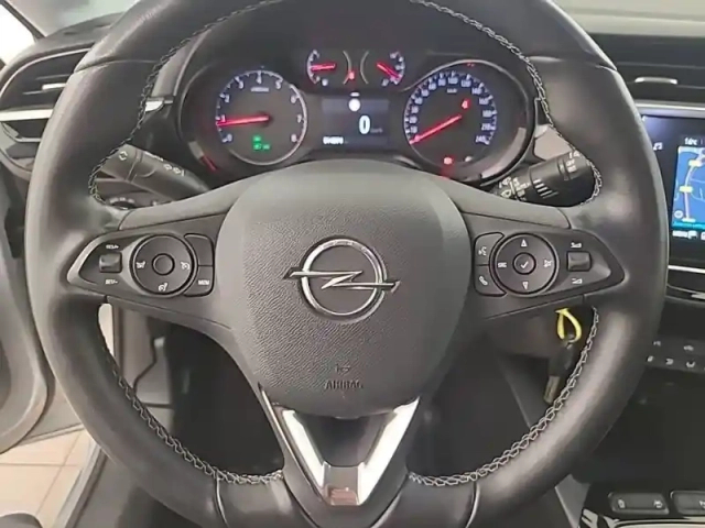 Opel Corsa 1.2 75 ch bvm5 — photo 9