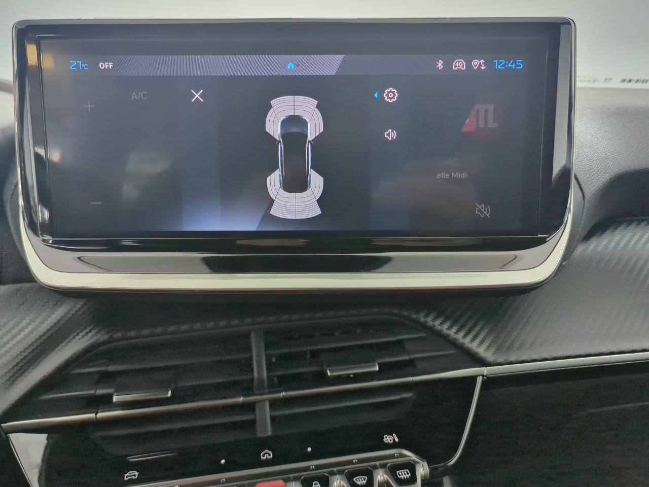 Peugeot 2008 hybrid 145 ch e-dcs6 allure — photo 17