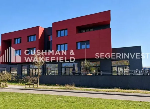 Bureaux 2 pièces 83 m²
