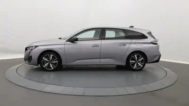 Peugeot 308 sw phev 180 e-eat8 active pack — photo 6