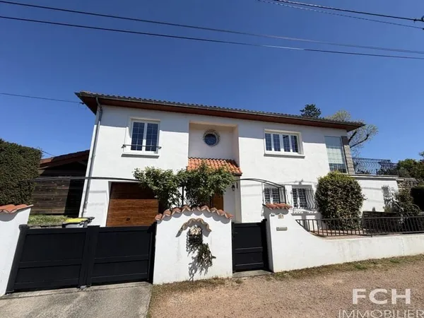 Maison 6 pièces 176 m²