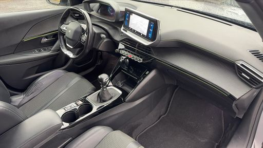 Peugeot 2008 1.2 PureTech 130 - GT Line – 2020 – 117500 km – Essence – Boîte Manuelle — photo 15