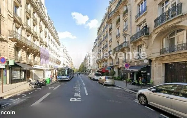 Commerce mobilier/décoration 100 m²