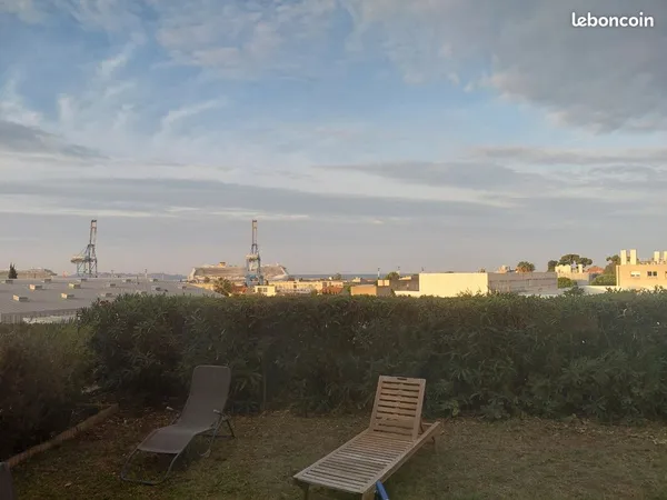 T4 environnement calme - jardin / garage / vue mer