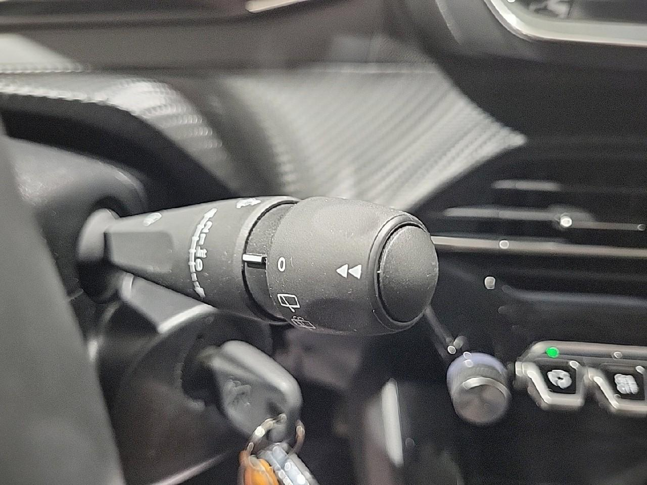 Peugeot 208 puretech 75 s&s bvm5 active pack — photo 19