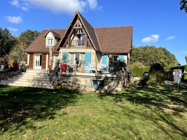 28130 VILLIERS LE MORHIER 184 m2 et terrain 1623 m2