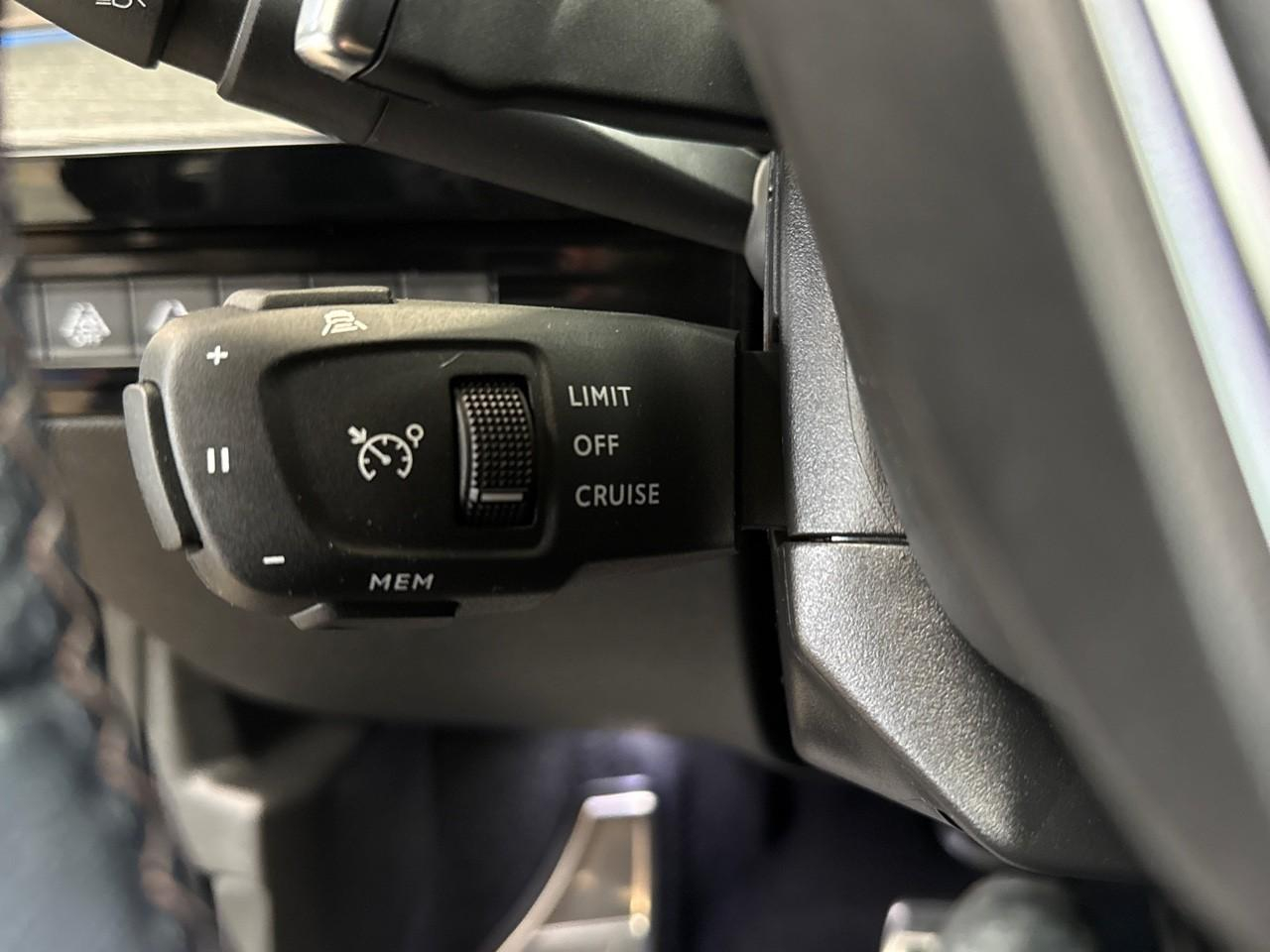 Peugeot 508 hybrid 225ch gt e-eat8 — photo 28
