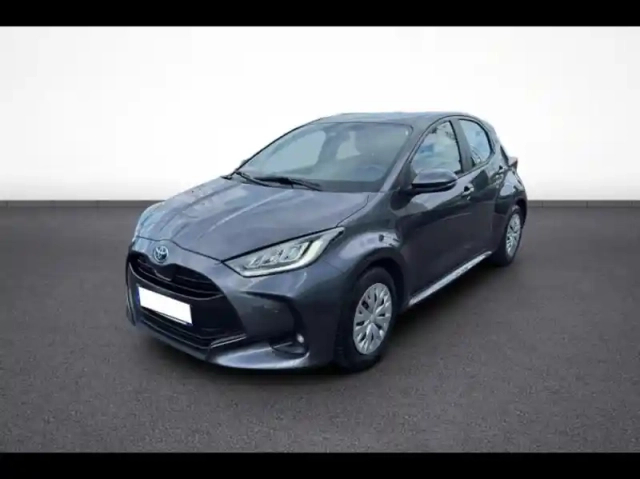 Toyota Yaris 116h dynamic business 5p + programme beyond zero academy my22 — photo 1